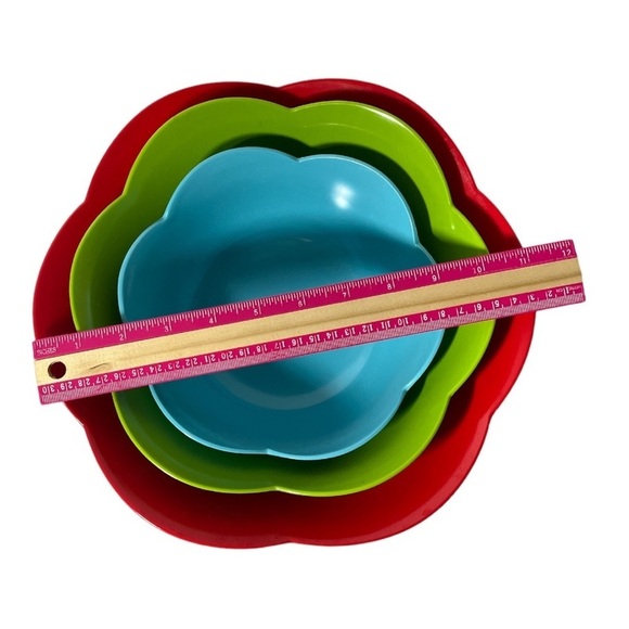 Melamine 3 Pc Serving Bowl Set Blue Red Green Scalloped Edge Party Event Holiday - Picture 7 of 7